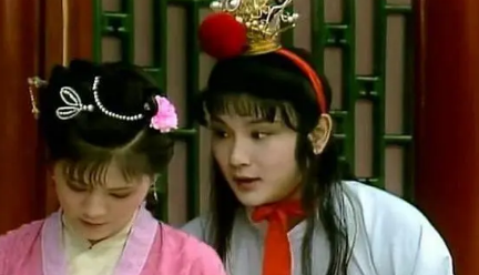 贾宝玉的奶妈李嬷嬷，为什么会对贾母积怨已久？（居然可以这样） 第2张