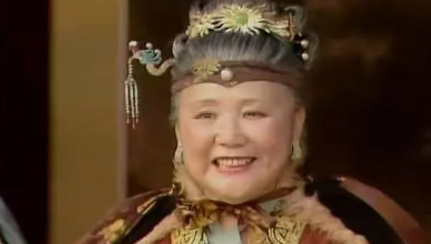 红楼梦中，李纨为什么要把贾母当成垫脚石来夸鸳鸯？（不要告诉别人） 第2张
