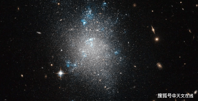 天文学家们意外发现了没有可见恒星的“黑暗”原生星系  恒星 黑暗原生星系 第3张
