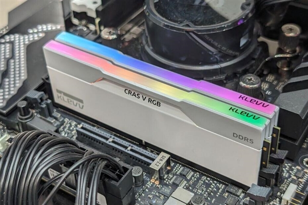 科赋展示32GB LPCAMM2内存：LPDDR5-8533规格 科赋内存 第2张
