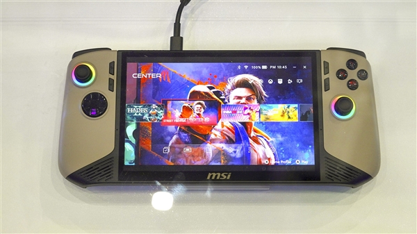 微星官宣新掌机Claw 8 AI+：首发下代酷睿Ultra 200V 微星掌机Claw AI+ 第1张