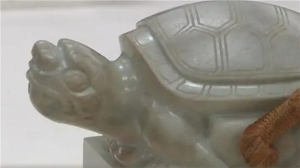 韩国罕见展出500年前王室印玺 乌龟造型被称国宝：网友围观神吐槽 韩国500年前王室印玺 第1张