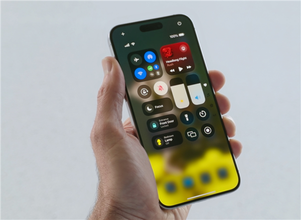 你升级吗！苹果iOS 18首个Beta测试版发布：越来越像Android了 苹果iOS 18 Android 第1张