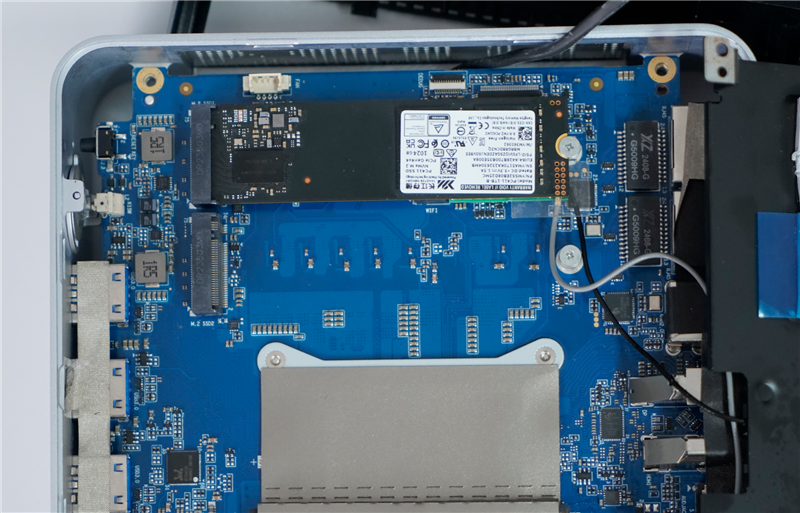 读取超7100MB/s最高仅51度的长江存储PC411 SSD！雷神MIX PRO迷你机评测 长江存储PC411 SSD 雷神MIX 第26张