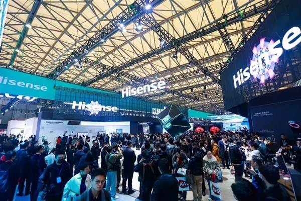 全中国熬夜看欧洲杯的球迷 都被这个东西硬控了2分钟 欧洲杯 第19张