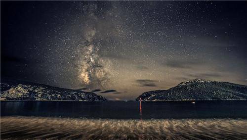 67年前，希腊天空出现“异象”，游客亲眼目睹，平行宇宙真存在？  平行宇宙 第4张