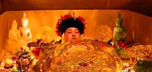 慈禧下葬时发生了三件怪事，一件比一件离奇，至今无法解释原因 慈禧下葬 第4张