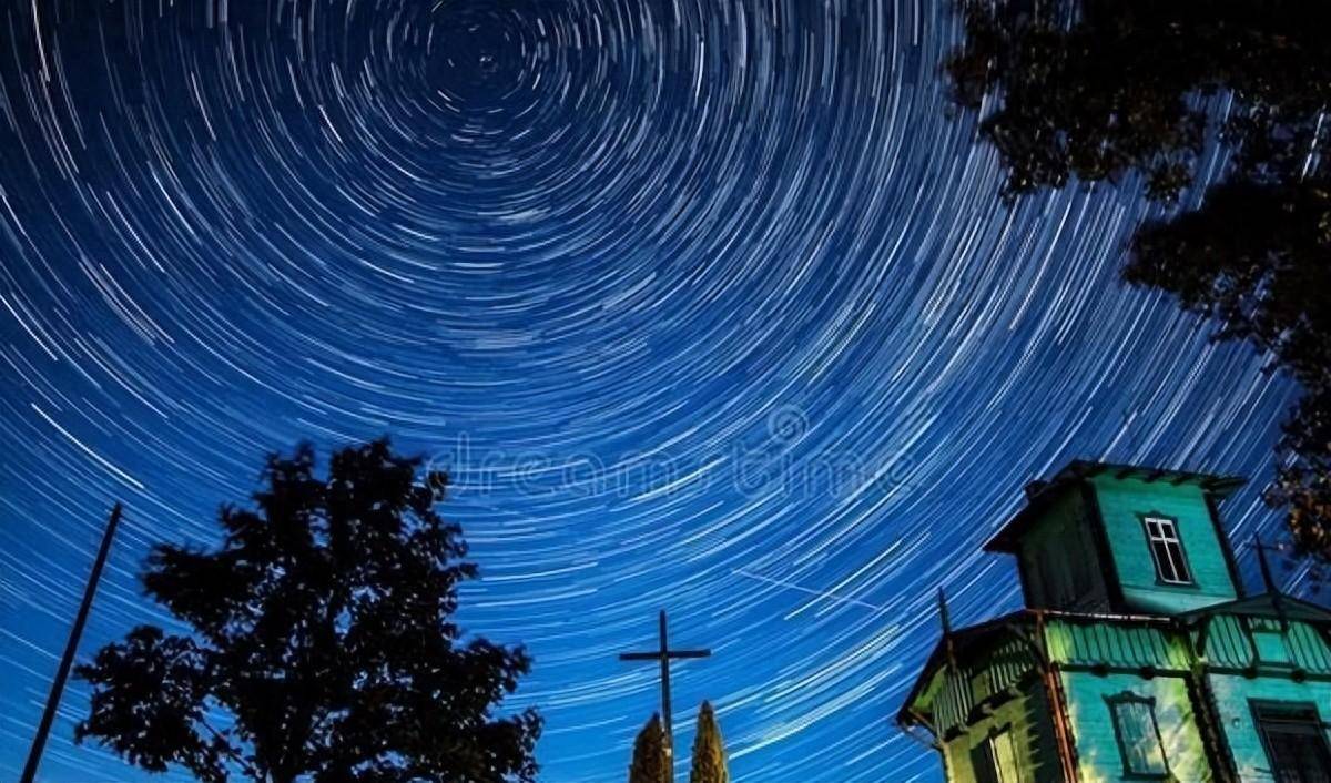 北极星是什么样的恒星？北极星轮流当，现任北极星有5万个太阳大 北极星 恒星 第1张