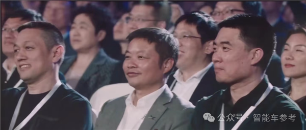 蔚小理齐刷刷动刀智驾团队：换血优化合并部门 智驾 第1张