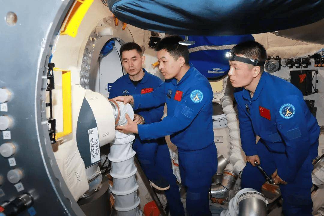 我们或被“圈禁”在地球？长时间太空飞行：肾脏或出现永久性损伤  太空飞行 第2张