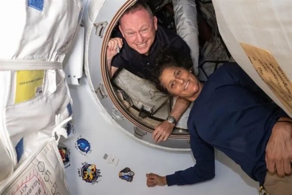 美媒曝光NASA明知燃料泄漏仍发射火箭！致宇航员滞留至今归无定期 NASA 宇航员 第2张