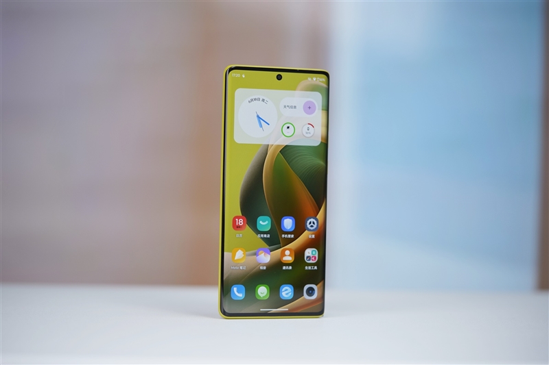 moto S50 Neo评测：质感浑然天成 AI加持如有神助 能用16小时的工作神机 Neo评测 第1张