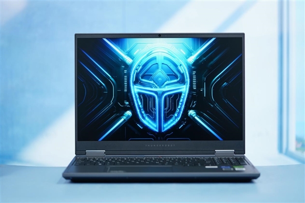 打破“不可能三角”！长江存储PC411 SSD成为OEM的完美新宠 长江存储PC411 SSD 第8张
