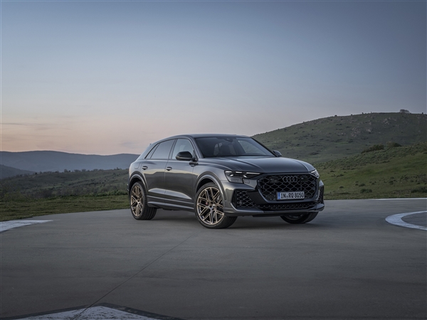 奥迪造出了纽北最速量产SUV RS Q8：明年国内开售 奥迪RS Q8 第1张