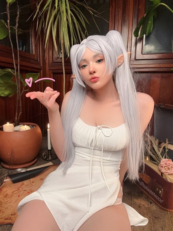 乌克兰美女Cos《艾尔登法环》玛莉卡：性感火辣气质佳 乌克兰 美女Cos 艾尔登法环 玛莉卡 第7张