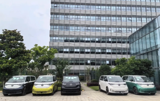 史上最萌“面包车”！大众ID. Buzz到达国内：四季度开售 大众ID. Buzz 第1张