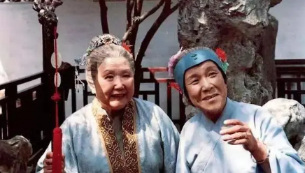 贾母为什么要逼着贾惜春在年下就把画交了？（快来看） 第2张