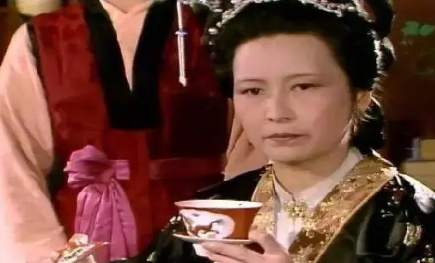 晴雯会被定义为狐狸精，主因在于她的哪个大缺点？（学到了吗） 第3张