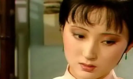 在薛宝钗心里，她对薛蟠这个哥哥是什么样的看法？（全程干货） 第2张