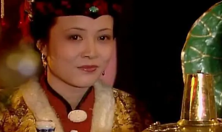 尤氏如何让自己在宁国府的地位和身份不会产生动摇？（怎么可以错过） 第1张