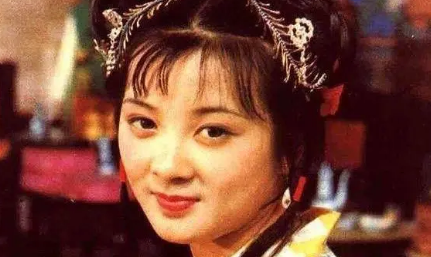 薛宝钗为什么会如此直白地用言语打压贾宝玉？（一看就会） 第1张