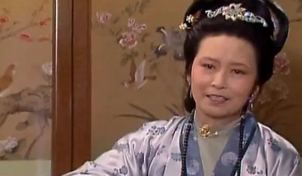相比刘姥姥的心生欢喜，王夫人是个什么样的态度？（全程干货） 第3张