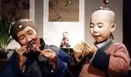 相比刘姥姥的心生欢喜，王夫人是个什么样的态度？（全程干货） 第2张