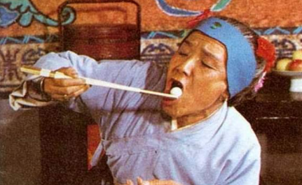 刘姥姥进入大观园后，真的像林黛玉口中的那么不堪吗？（全程干货） 第2张