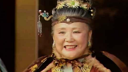 被贾宝玉央求一起偷试时，花袭人为何把贾母当挡箭牌？（一篇读懂） 第3张