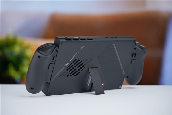 三合一PC！壹号游侠X1 mini图赏：分离式手柄设计 三合一PC 壹号游侠X1 mini 第4张