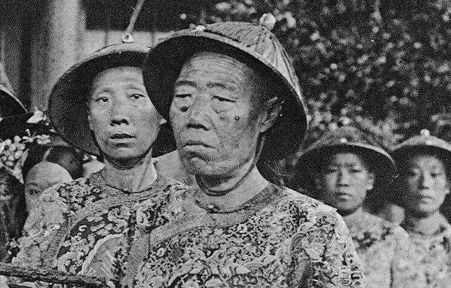 诡异！大太监李莲英墓葬后来被挖出，墓内景象让人汗毛一竖  李莲英 第1张