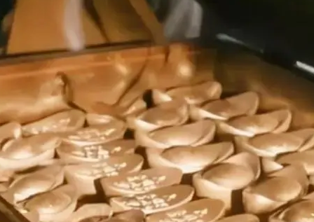 古代皇帝赏赐的黄金万两是什么 皇帝出手有那么阔绰吗（学到了） 第3张
