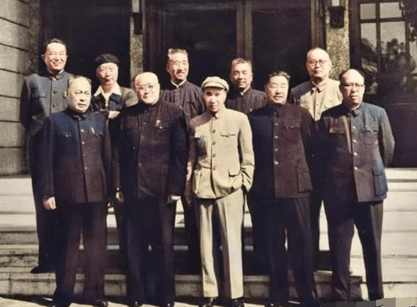 1959年，毛主席拟让林彪任国防部长，罗荣桓直呼：不行！ 林彪任国防部长 罗荣桓 第2张