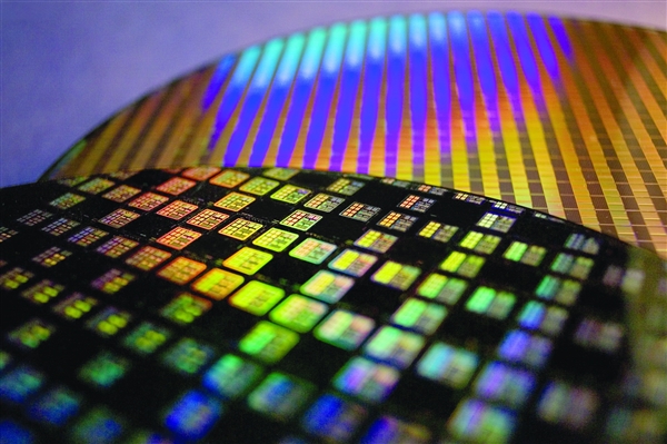 7nm不是万能！华为：我们必须摒弃没最先进芯片就无法发展观念 7nm 华为 第1张