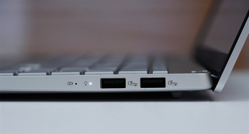 首发骁龙X Elite！华硕无畏Pro15 2024评测：完全可比肩x86、AI和续航更强 骁龙X Elite 华硕无畏Pro15 2024评测 第9张