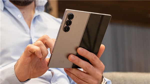 万元折叠屏机皇！三星Galaxy Z Fold6发布：13800元起 三星Galaxy Fold6 第5张
