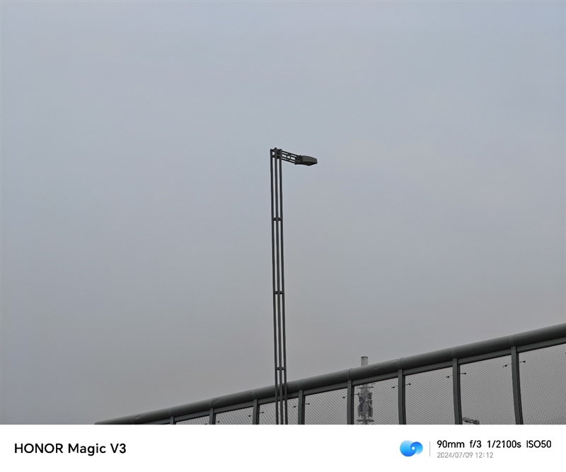 9.2毫米再创世界记录！荣耀Magic V3首发测试：折叠大屏旗舰之王当之无愧 荣耀Magic V3 折叠大屏旗舰 第43张