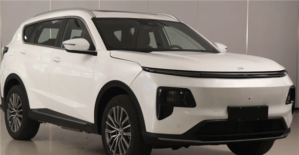 定位中型插混SUV！捷途山海L7实车曝光：提供5/7座两种布局 捷途山海L7 第1张