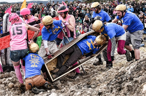 人体冷冻太贵：男子撤回冻了3年的爷爷遗体 自建冷冻仓 人体冷冻 第1张