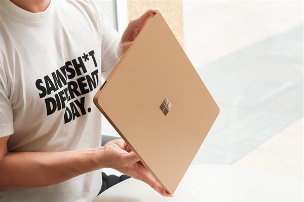 Arm PC教科书！高通骁龙版Surface Laptop 7上手 PC 第3张