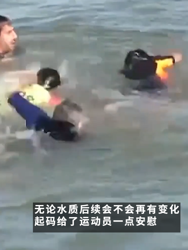 法国人相约集体在塞纳河“投翔”后：巴黎市长真下河游泳了 法国人 塞纳河 巴黎市长 第12张