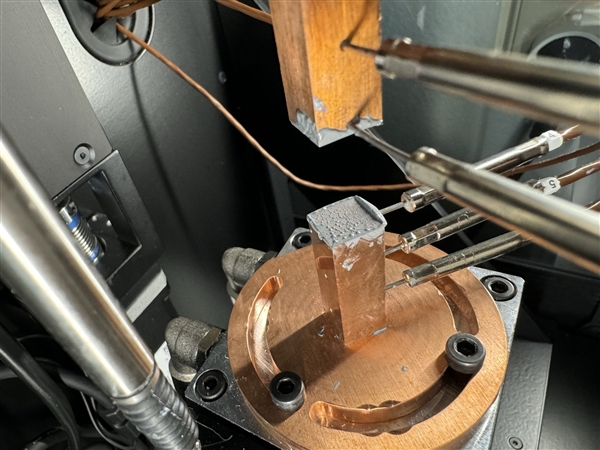 RTX 40大量使用低价劣质硅脂！迅速退化、温度直接超100℃ 40 第10张