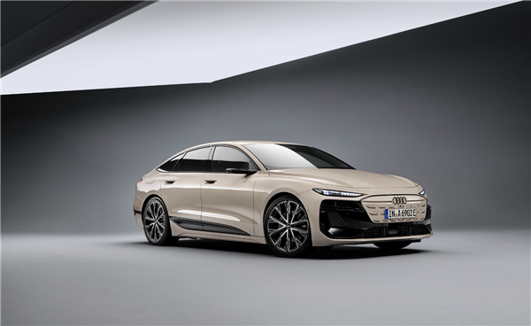 奥迪A6 e-tron全球首发：保时捷同平台打造 续航最高750km e-tron 第1张