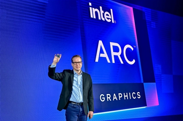 Intel发布首款车载独立显卡Arc A760A：汽车也能玩光追3A 独立显卡Arc A760A 第1张