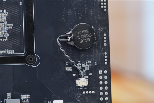 板载锐龙9 7945HX！铭凡BD790i主板图赏 铭凡BD790i主板 锐龙9 7945HX 第13张