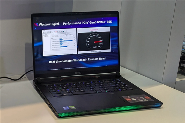 前所未有的高速存储体验：西部数据展示PCIe Gen5固态硬盘 顺序读取接近 15GB/s 西部数据 PCIe 第2张