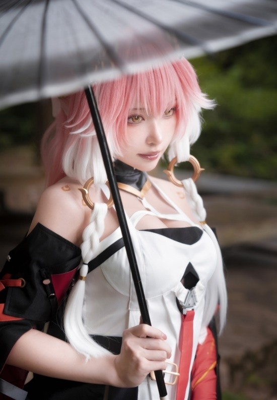 樱花妹COS《绝区零》艾莲：黑丝鲨鱼妹冷艳又性感 樱花妹COS 绝区零 艾莲 第13张