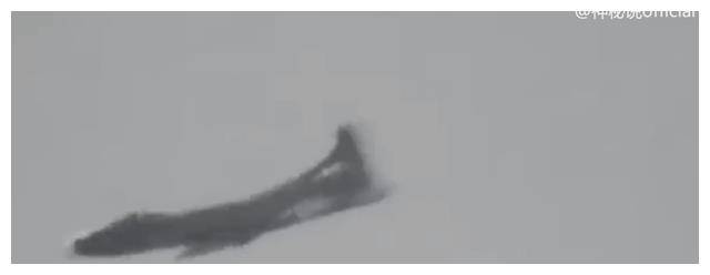  月球上有什么？前美高层爆登月隐瞒的真相，宇航员看到金字塔建筑 月球上有什么 第7张