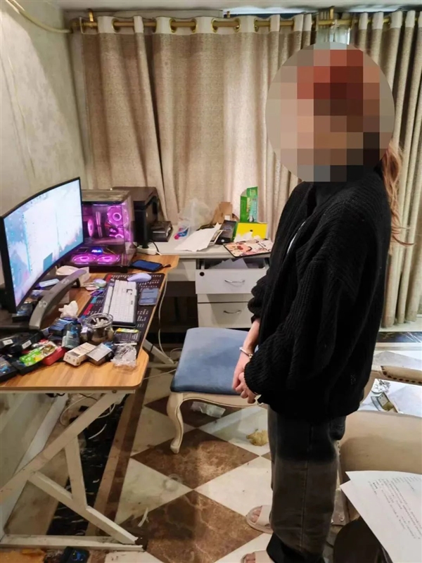 大快人心！腾讯《穿越火线》全链条击破外挂发卡平台：9人落网 穿越火线 外挂发卡平台 第3张