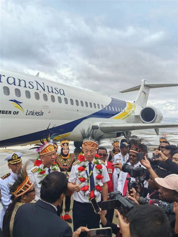 1600×30米！国产飞机ARJ21在印尼完成短窄跑道演示验证任务 国产飞机ARJ21 第1张